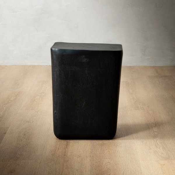 pazel-side-table