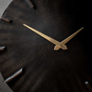 eason-wall-clock