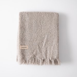 biella-throw-stonedrift