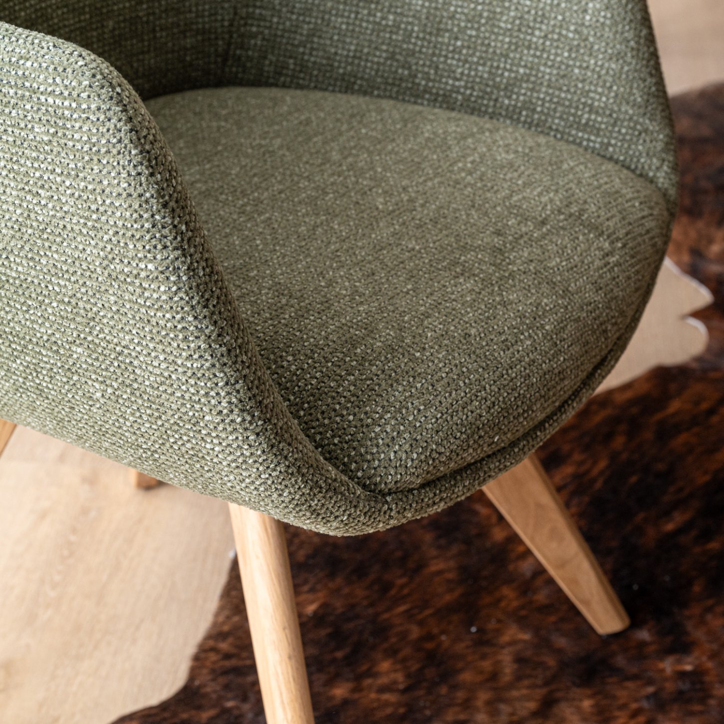 payson-fabric-dining-chair-thyme
