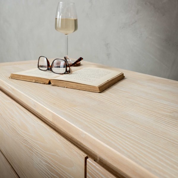 thurncest-sideboard-medium