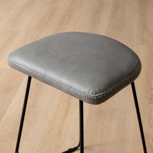 sahara-leather-counter-bar-stool-pepper
