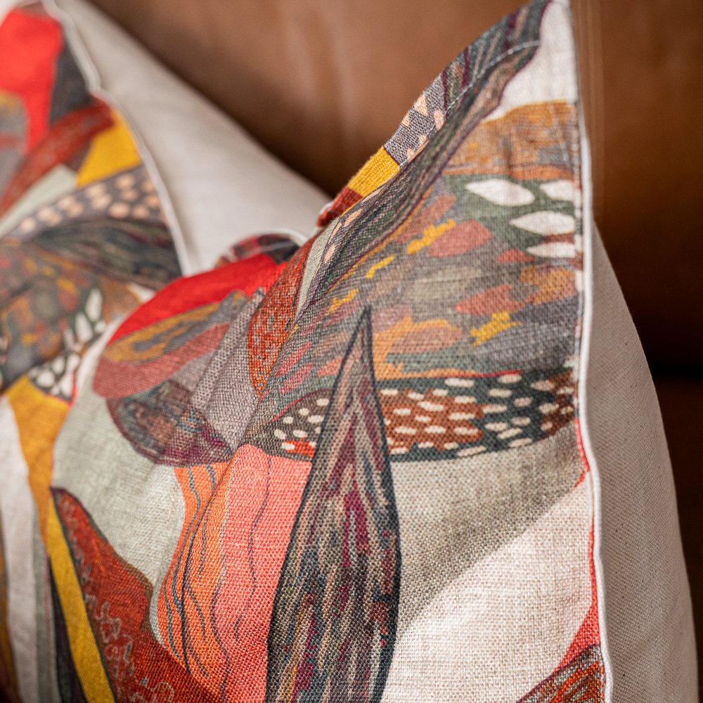 flamboyance-fiesta-duck-feather-scatter