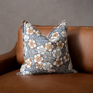 sayonara-east-sea-duck-feather-scatter