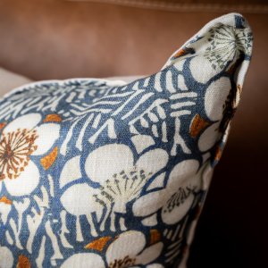 sayonara-east-sea-duck-feather-scatter