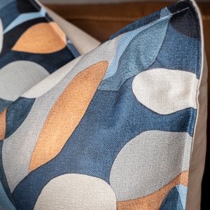 matisse-sky-duck-feather-scatter