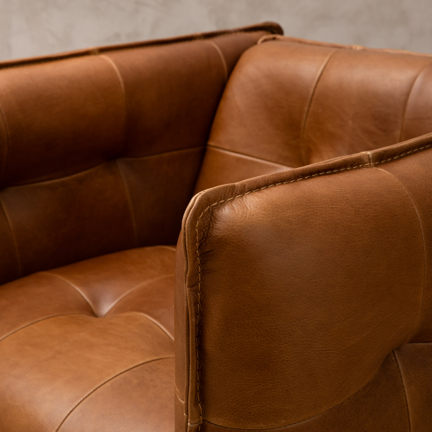 ravelin-leather-armchair-cinnamon