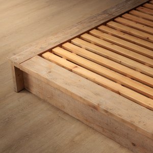 Timbercove-Bed-Queen-Grey-Wash