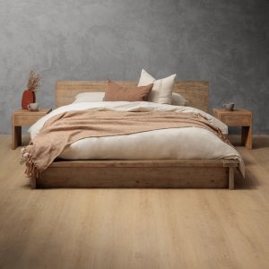 Timbercove Queen Bed