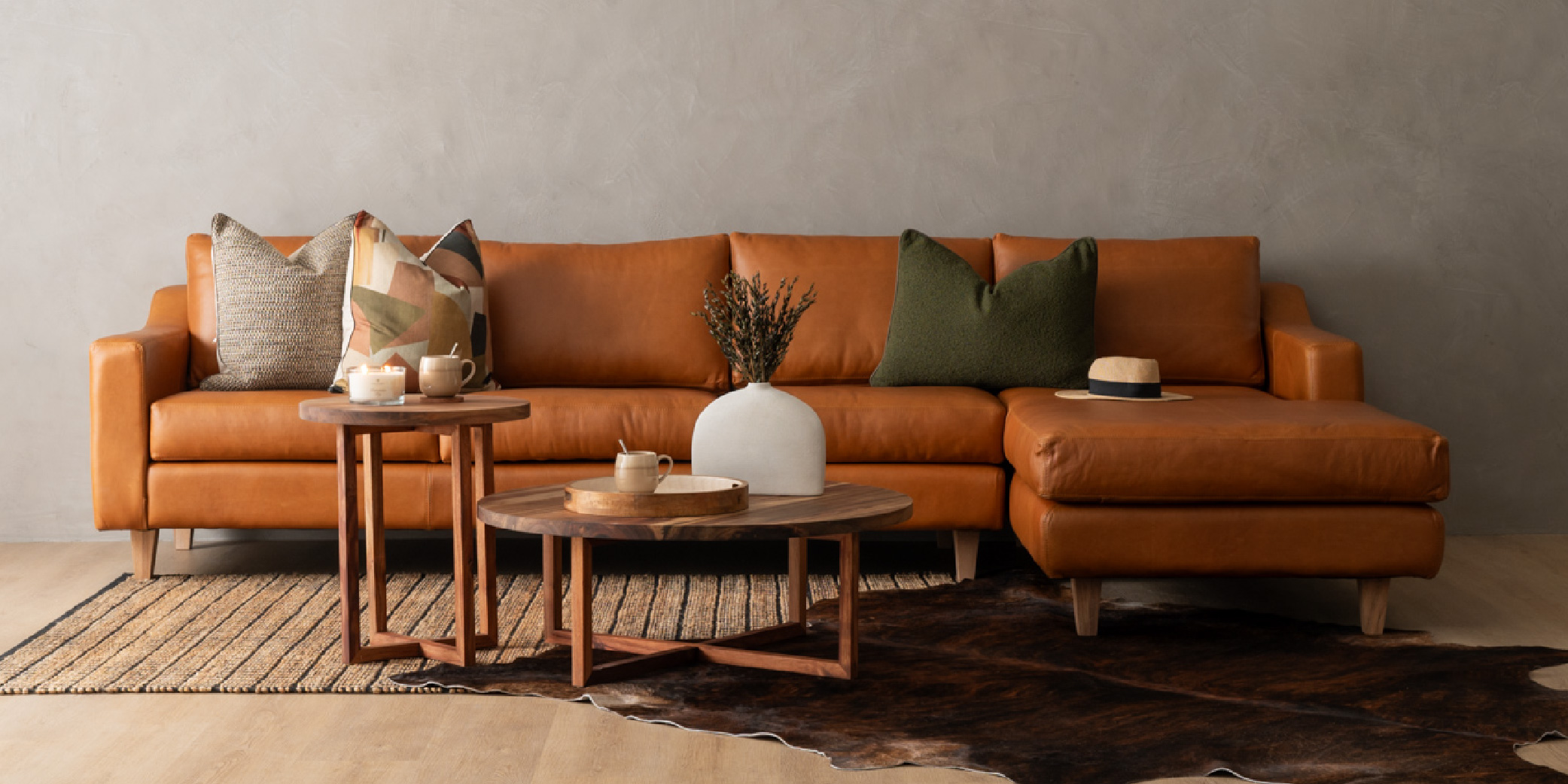 encore-sale-mobile-banner-living-room