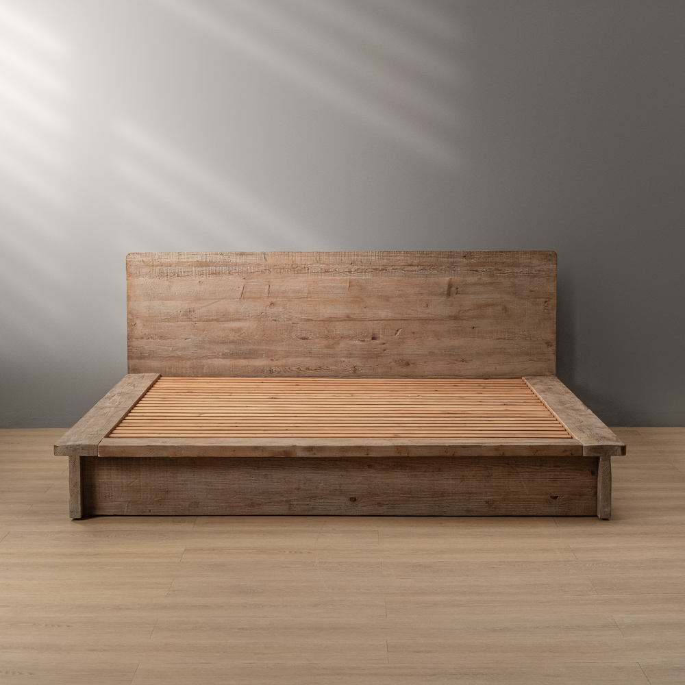 Timbercove Bed - Queen - Grey Wash