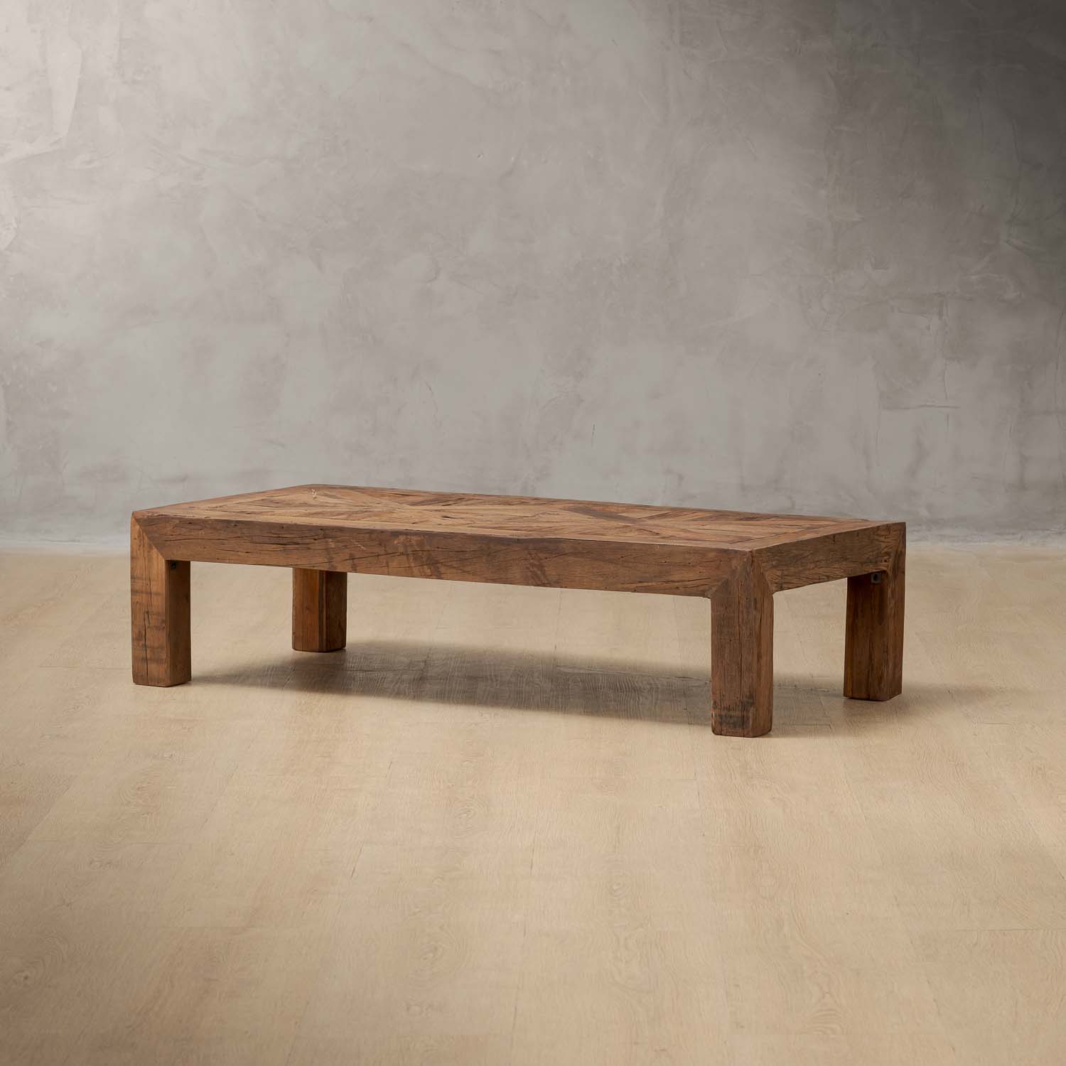 sadelle-coffee-table