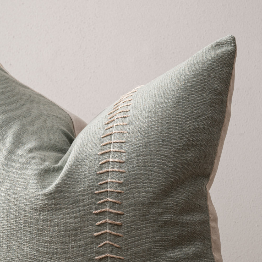 Retreat mile duck feather scatter