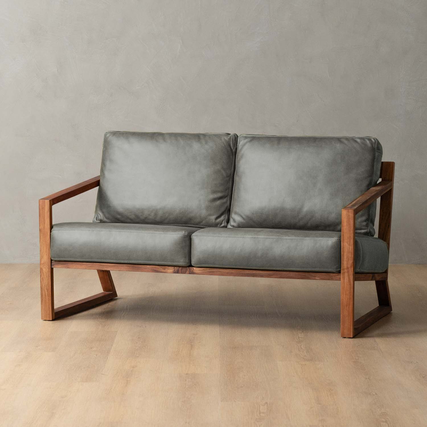 clarens-leather-couch-blackwood-pepper