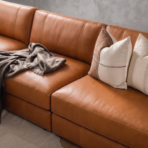 Windermere u-Shape Leather Couch Tan