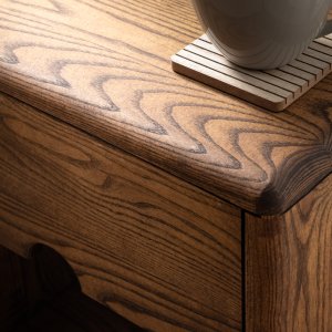 Linden Pedestal