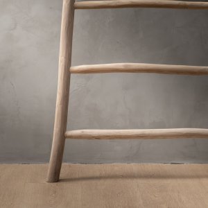 Maysa Wood Ladder