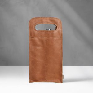 wine-gift-bag-leather-sustainability-corporate gifts-personalised winebag-winebag-winegiftbag